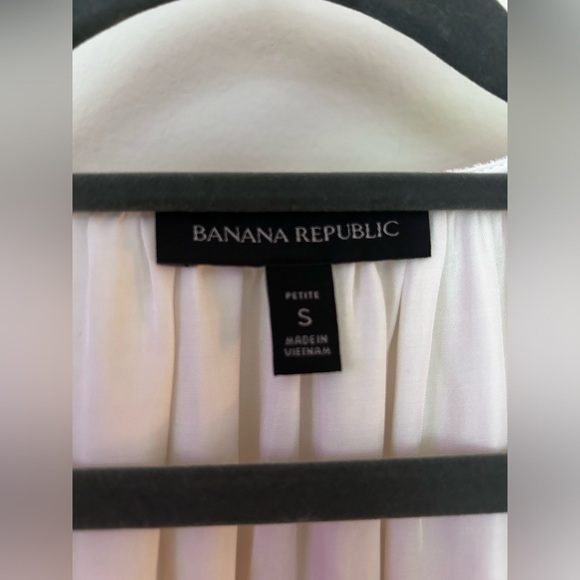 Banana Republic Soft Satin V Neck Blouse S Petite - Picture 6 of 8